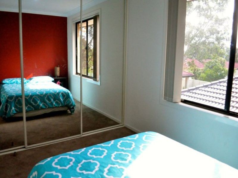 5 39-14 Surrey Street, Minto NSW 2566