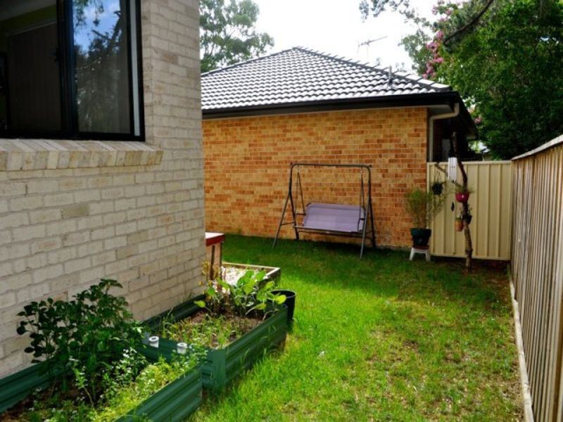 5 39-14 Surrey Street, Minto NSW 2566