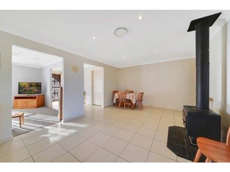 25 SHANNON PLACE, Kearns NSW 2558