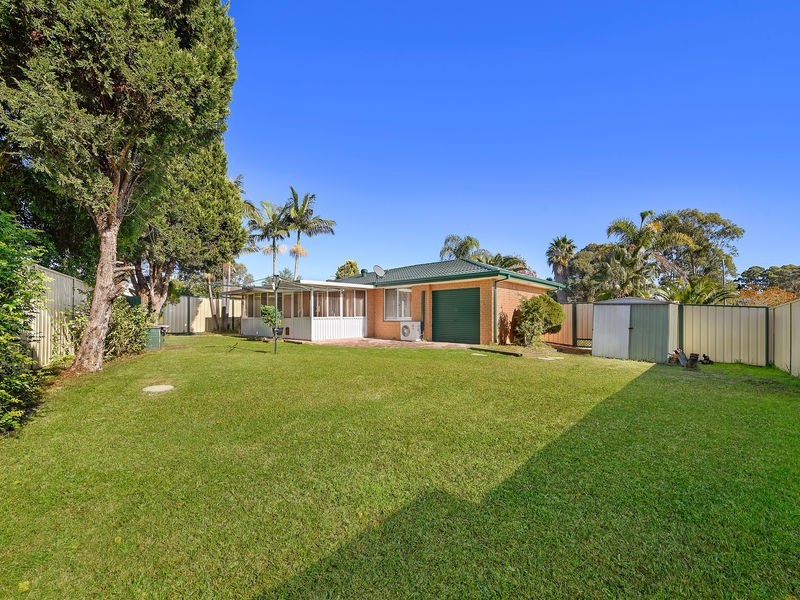 6 Selms Place, Minto NSW 2566