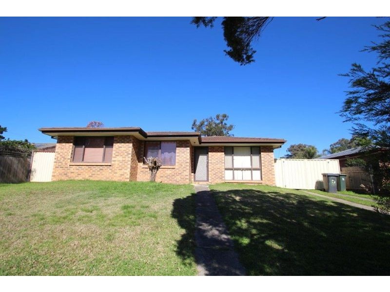 25 Plowman Rd Minto, Minto NSW 2566