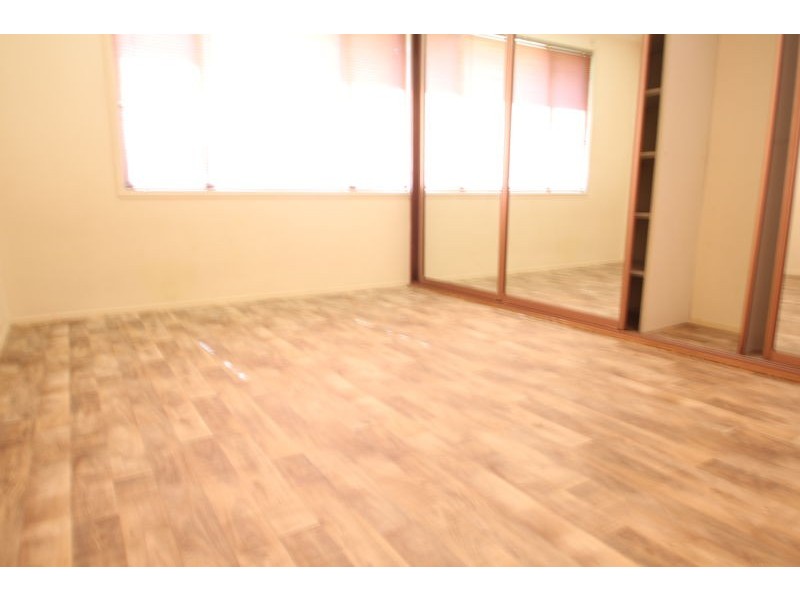 25 Plowman Rd Minto, Minto NSW 2566