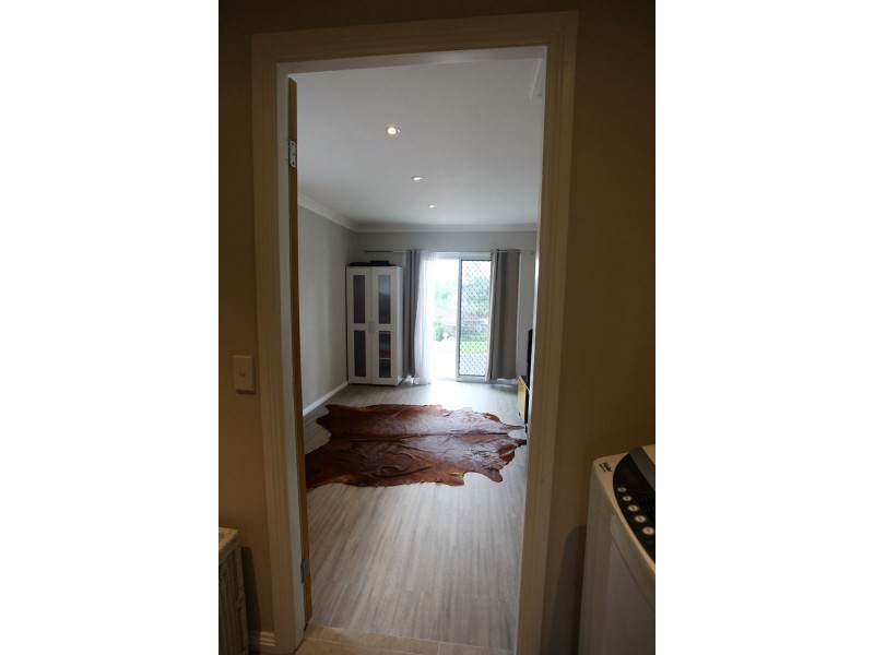 16 EDINBURGH CRES, St Andrews NSW 2566