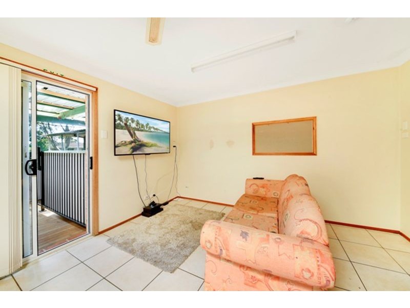 25 Hewitt Place, Minto NSW 2566