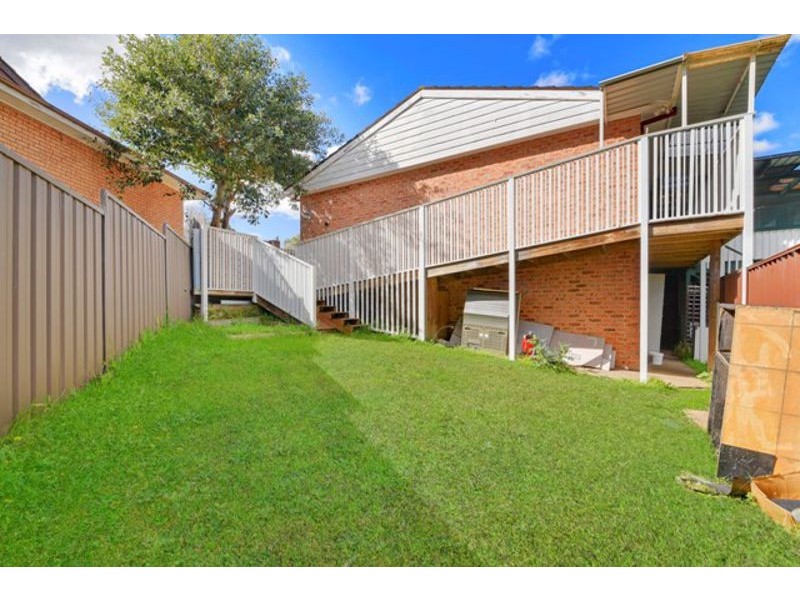 25 Hewitt Place, Minto NSW 2566