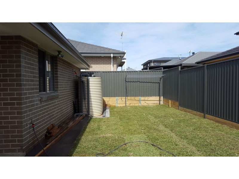 21 Rover Street, Leppington NSW 2179