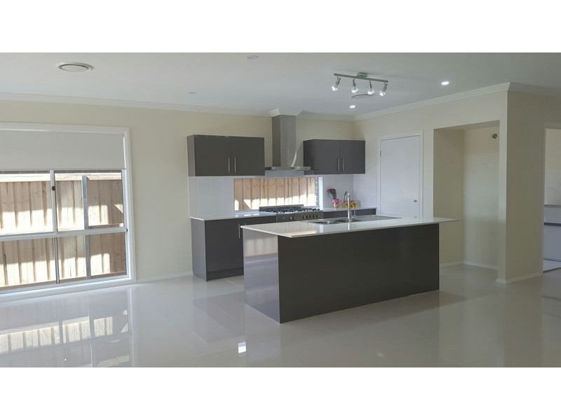 188 EAGLEVIEW RD, Minto NSW 2566