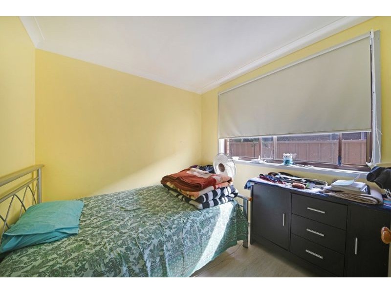 3 Keats Pl, Ingleburn NSW 2565