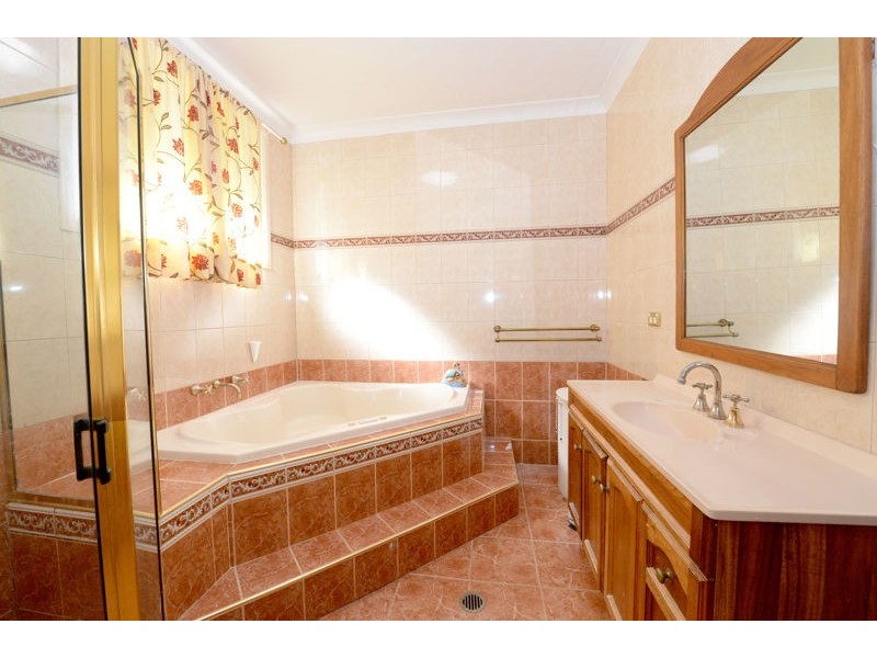 39 Naylor Place, Ingleburn NSW 2565