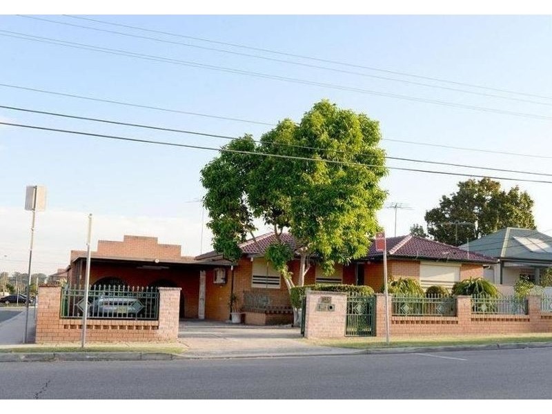 116 Torrens St, Canley Heights NSW 2166