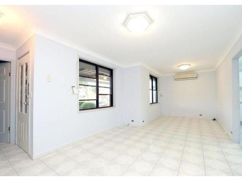 116 Torrens St, Canley Heights NSW 2166