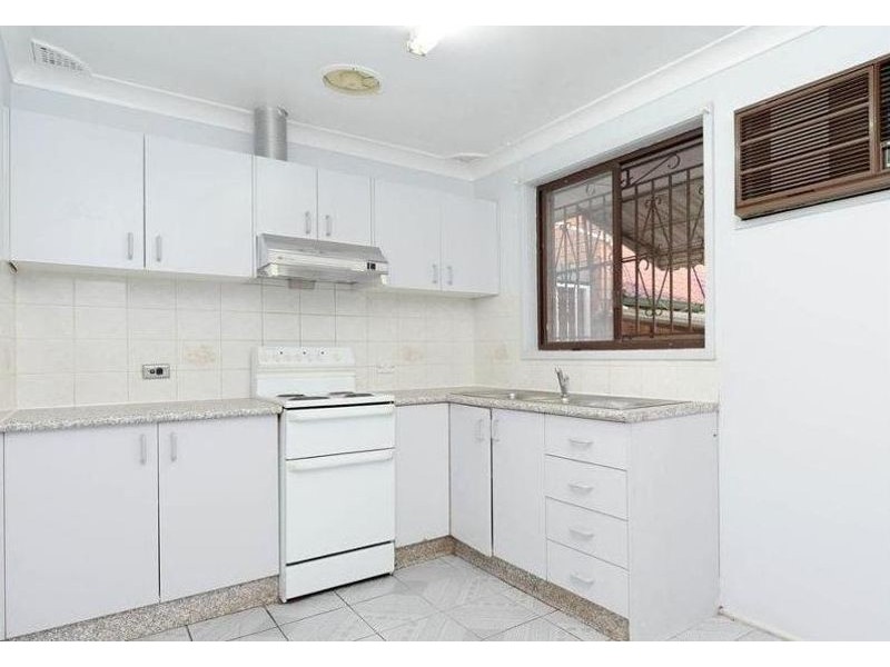 116 Torrens St, Canley Heights NSW 2166