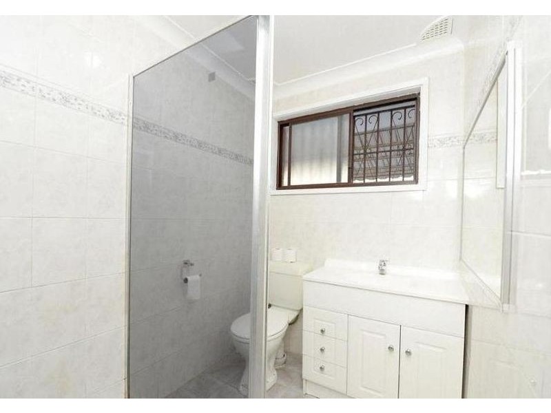 116 Torrens St, Canley Heights NSW 2166