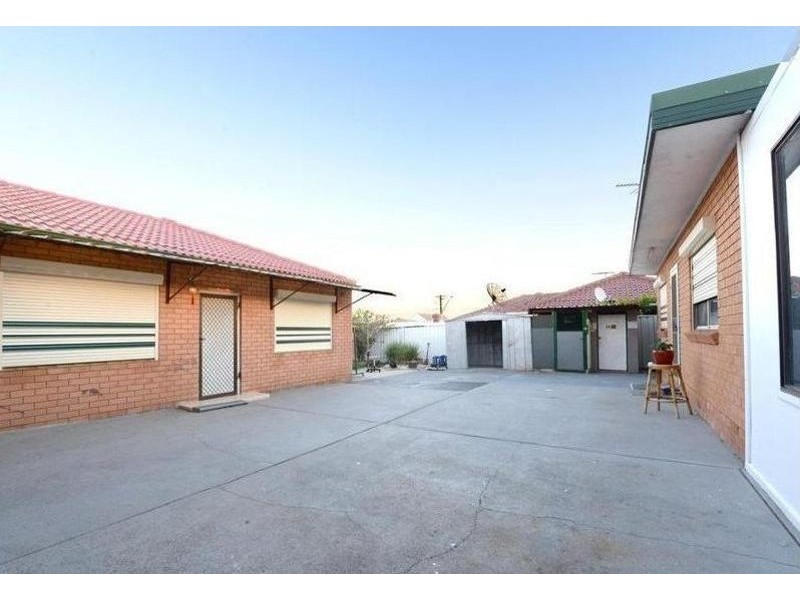 116 Torrens St, Canley Heights NSW 2166