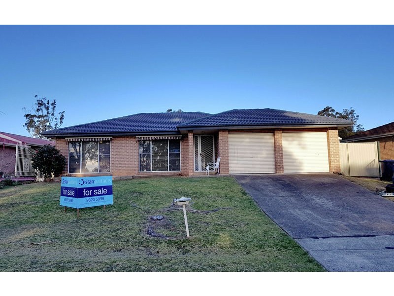 73 Lantana St, Macquarie Fields NSW 2564
