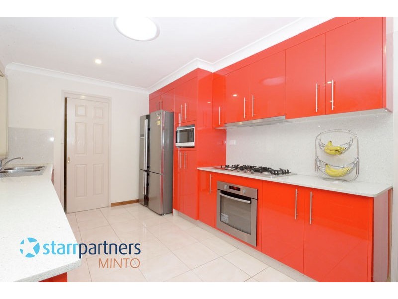 25 Lorikeet Cres, Green Valley NSW 2168