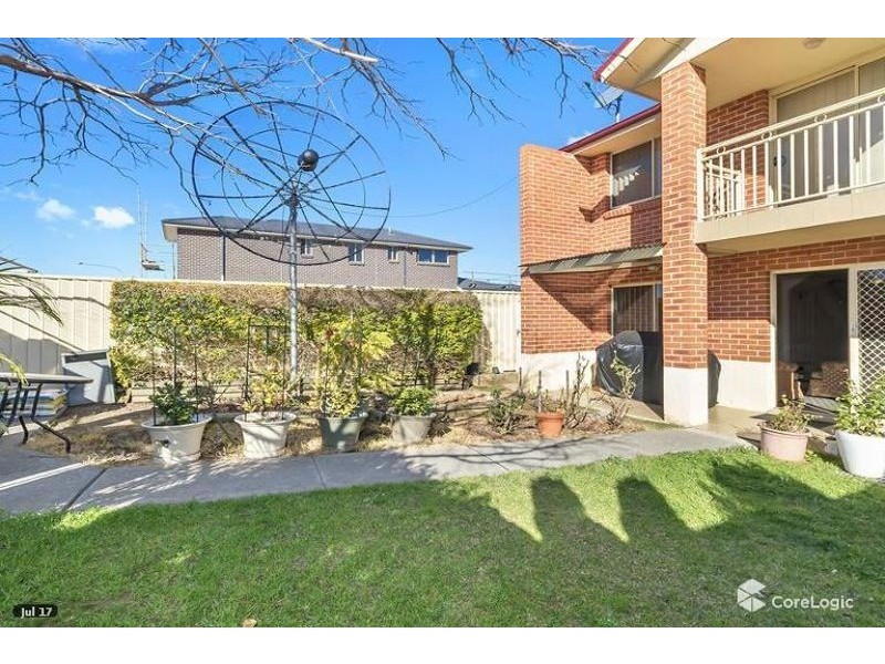 10/27-29 Marjorie Close, Casula NSW 2170