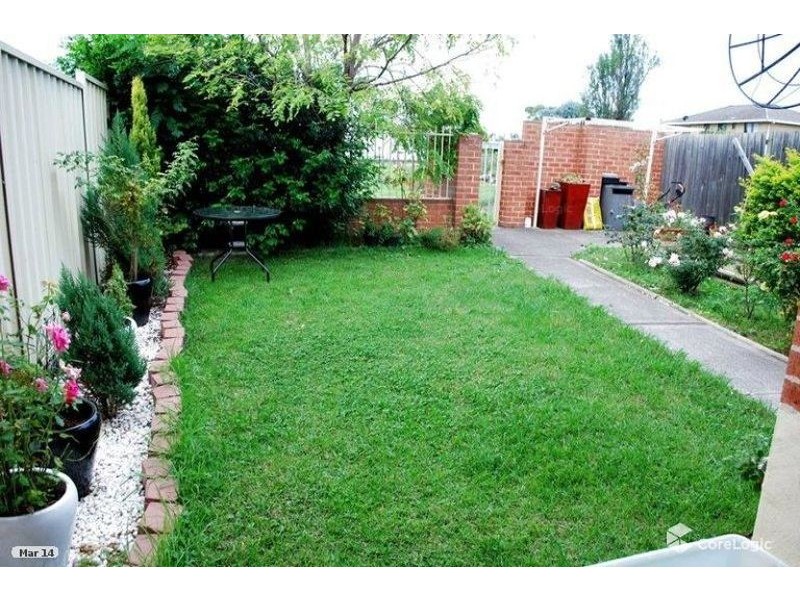 10/27-29 Marjorie Close, Casula NSW 2170