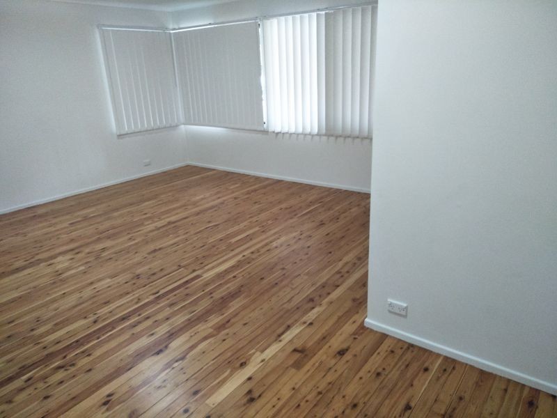46 The parkway, Bradbury NSW 2560