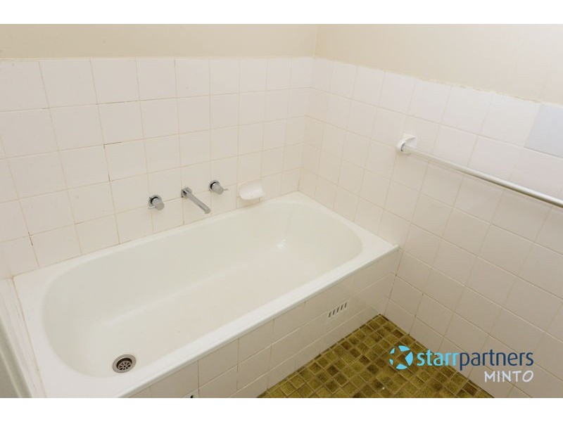11 Squeers place, Ambarvale NSW 2560