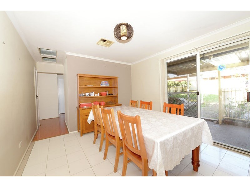 73 Lantana st, Macquarie Fields NSW 2564