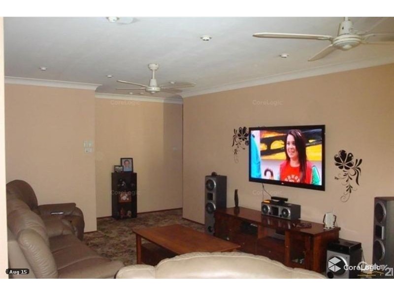 26 Raphael Street, Greenfield Park NSW 2176