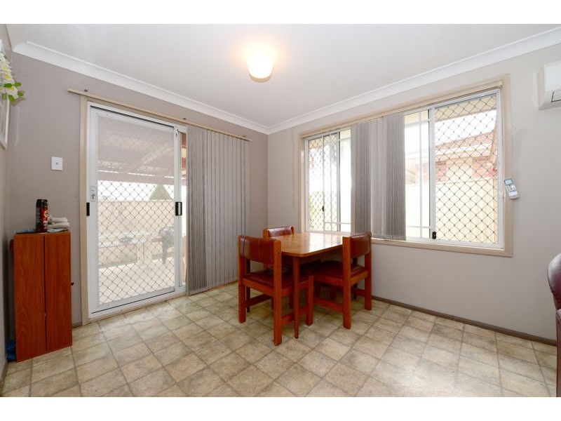 58 Victoria Rd, Macquarie Fields NSW 2564