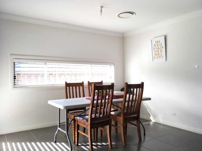 15 Carruthers St, Minto NSW 2566