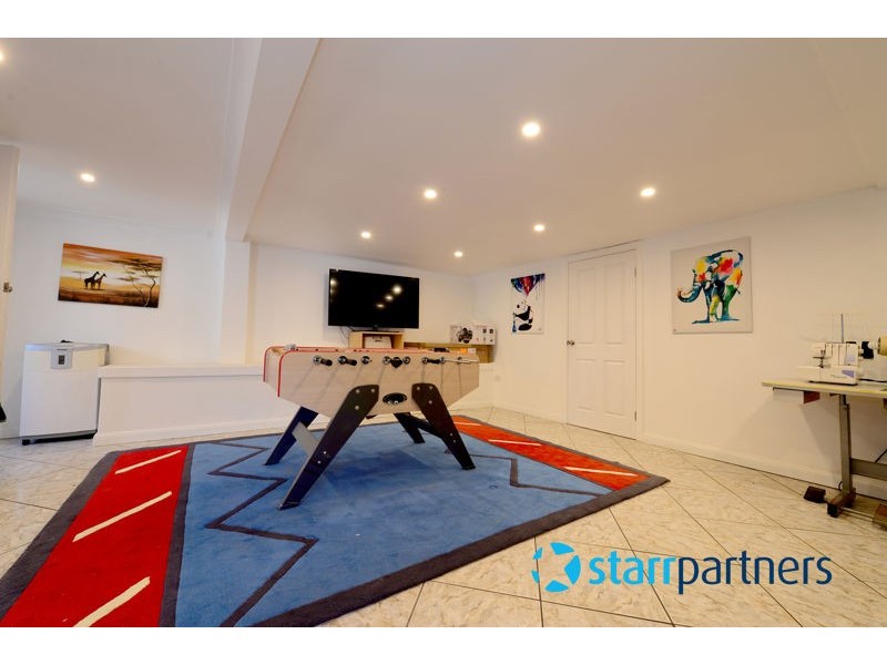 66 Brisbane Road, St Johns Park NSW 2176