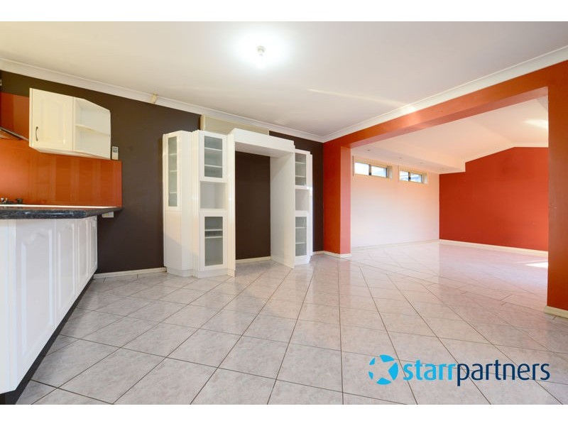 2 Lavender Close, Casula NSW 2170
