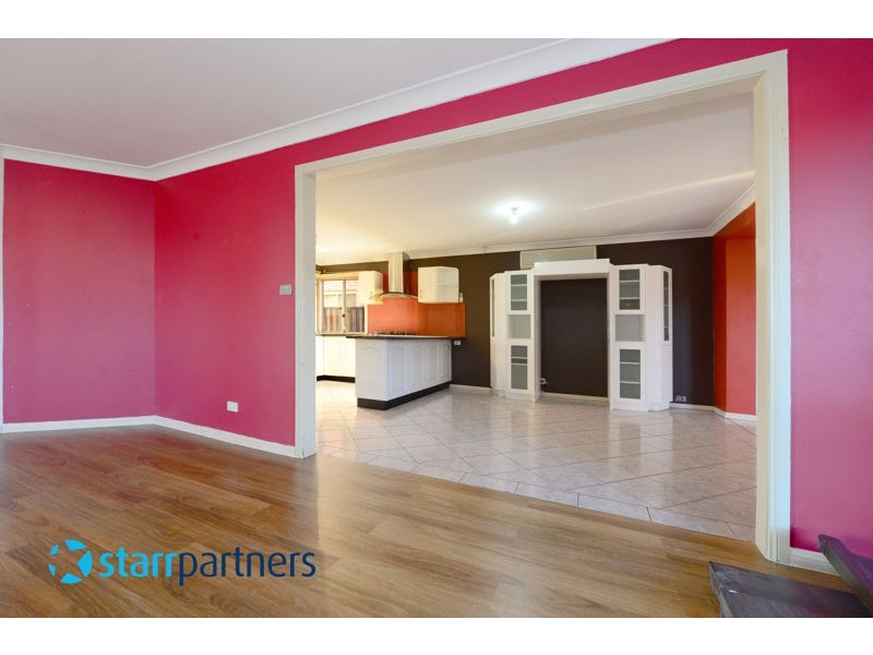 2 Lavender Close, Casula NSW 2170