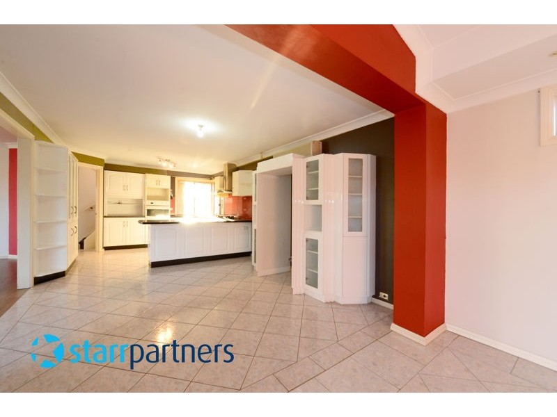 2 Lavender Close, Casula NSW 2170