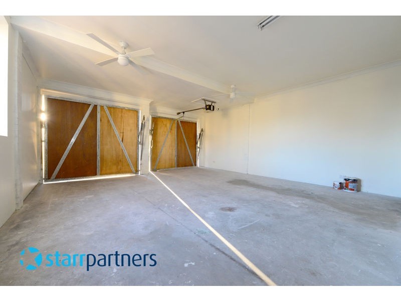 2 Lavender Close, Casula NSW 2170