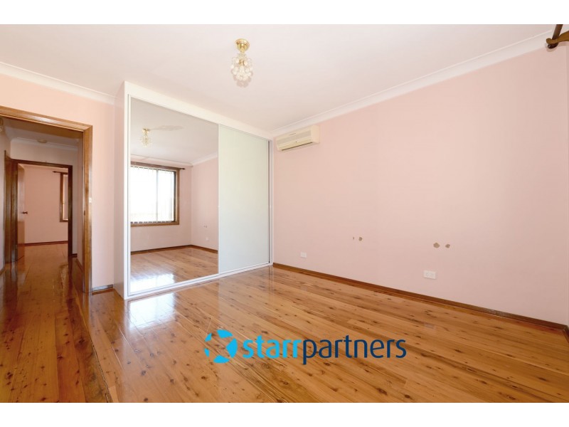 54 St Kilda Street, St Johns Park NSW 2176
