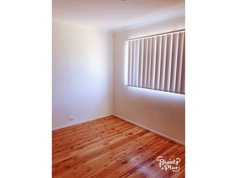 46 The parkway, Bradbury NSW 2560