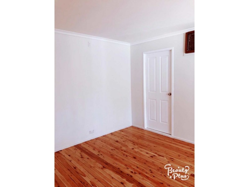 46 The parkway, Bradbury NSW 2560