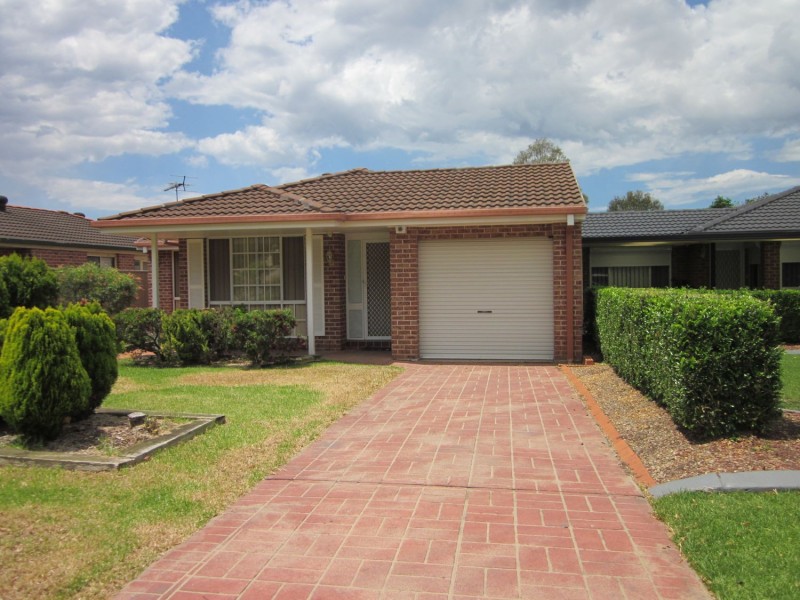 60 Carnarvon St, Bow Bowing NSW 2566