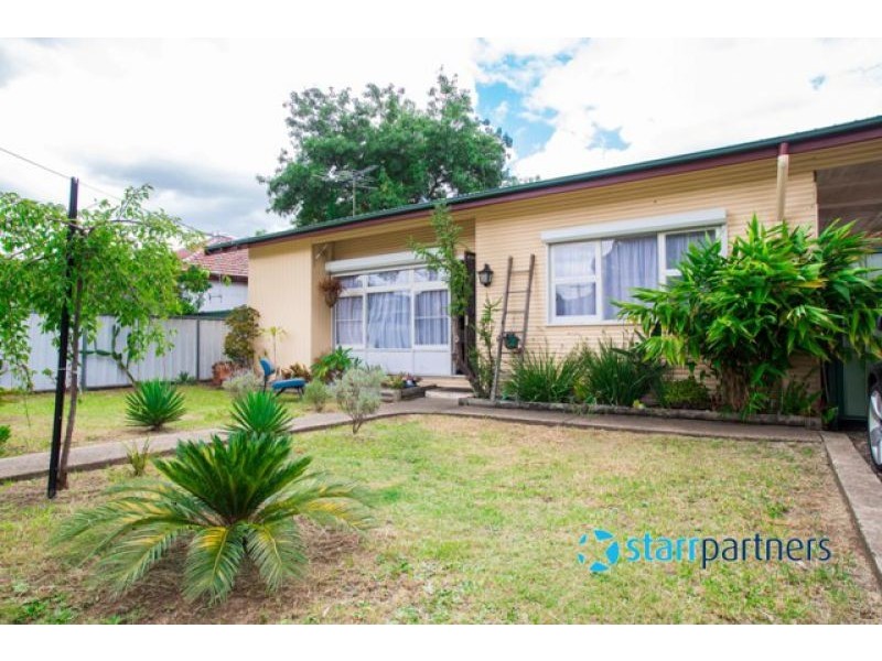 45 Surrey Street, Minto NSW 2566