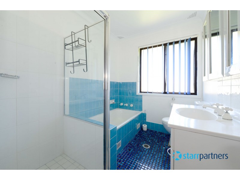 9 Kiriwina Place, Glenfield NSW 2167