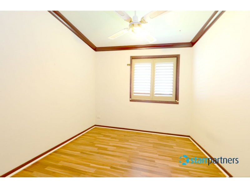 9 Kiriwina Place, Glenfield NSW 2167