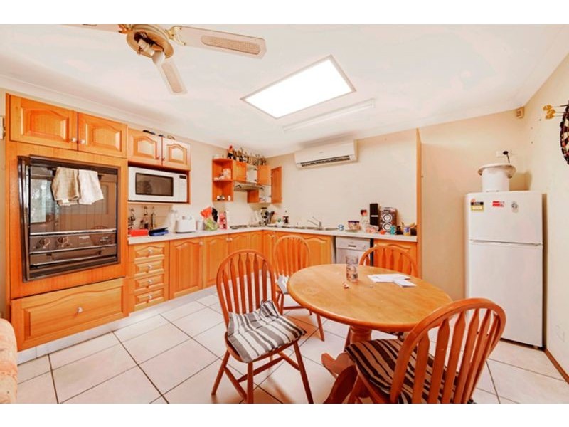 25 Hewitt Place, Minto NSW 2566