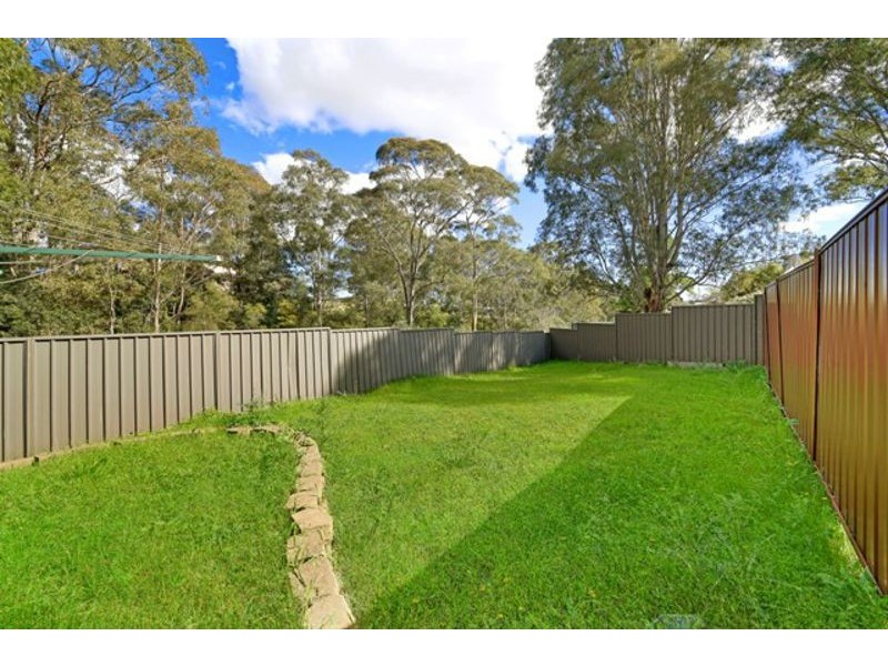 25 Hewitt Place, Minto NSW 2566