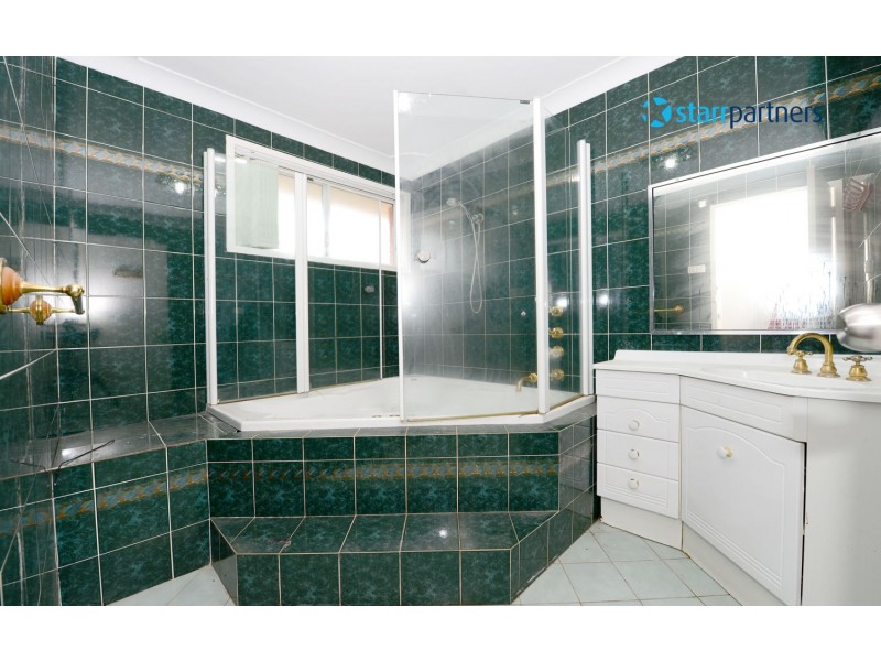 23 Brunswick Crescent, St Johns Park NSW 2176