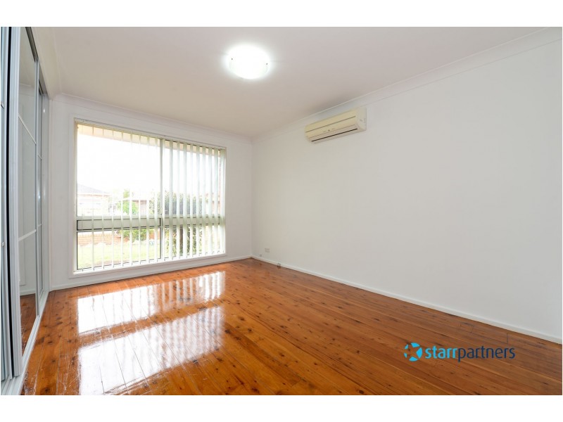 23 Brunswick Crescent, St Johns Park NSW 2176