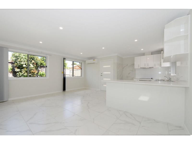 78C Fenton Ave, Minto NSW 2566
