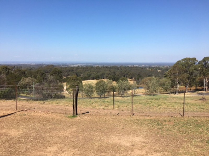 42 Cabbage Tree Road, Kurrajong NSW 2758