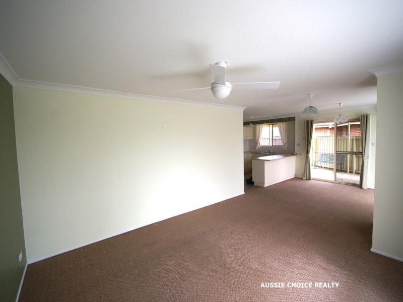 Villa 2/9 Ivory Place, Richmond NSW 2753