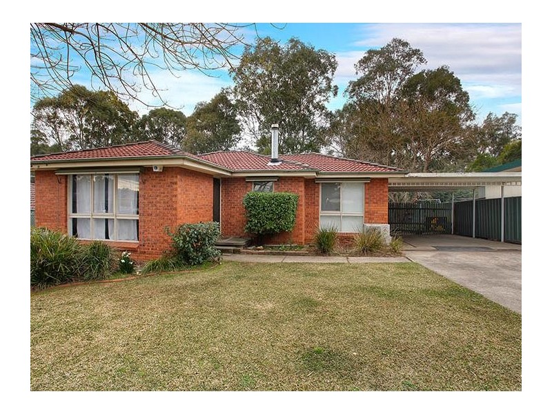 32 Chestnut Drive, Glossodia NSW 2756