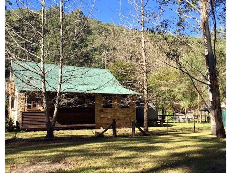 2120F Putty Road, Colo NSW 2756