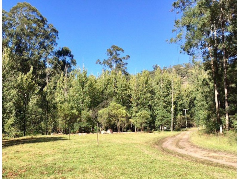 2120F Putty Road, Colo NSW 2756